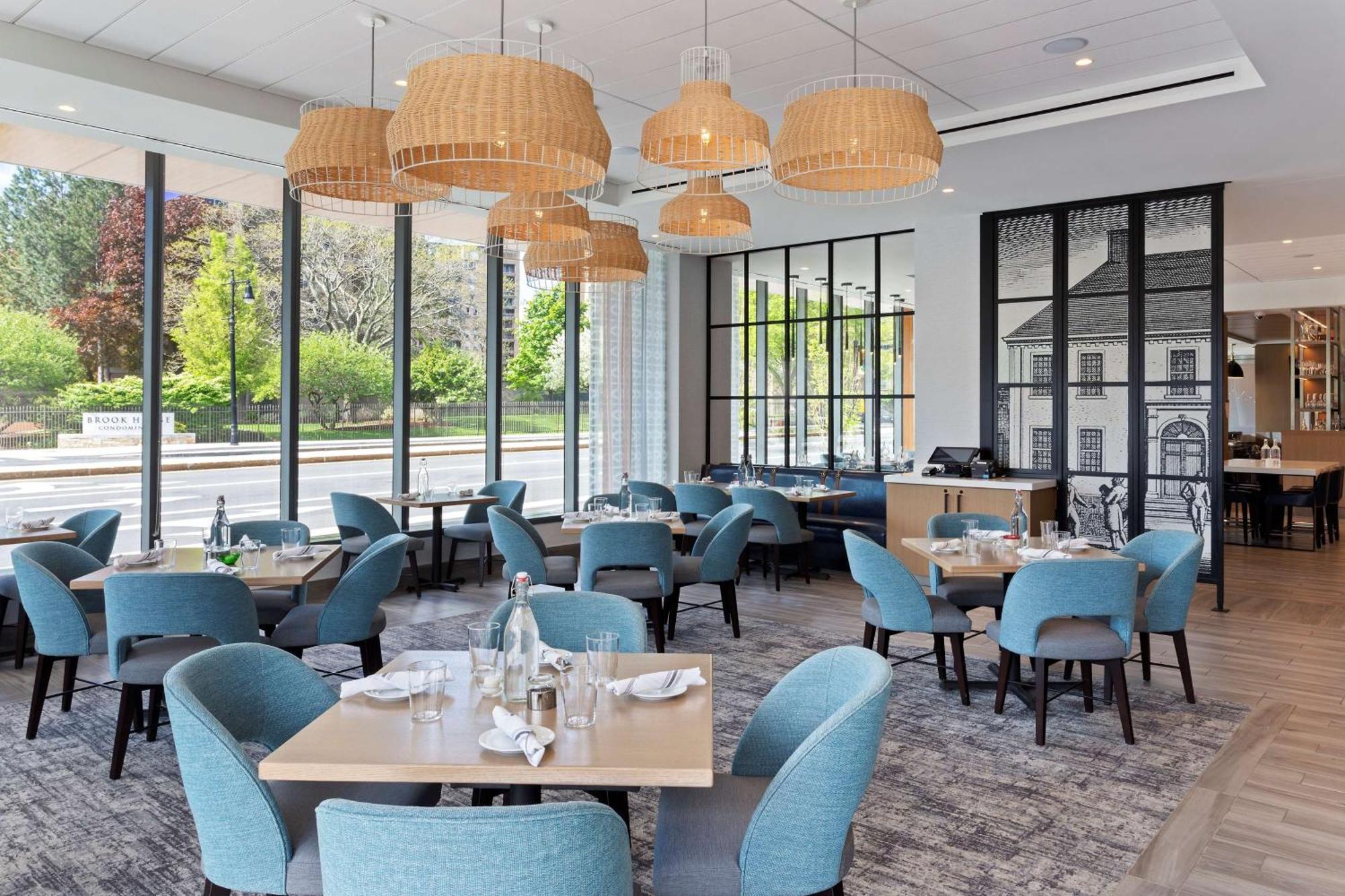 Hilton Garden Inn Boston Brookline, Ma Экстерьер фото